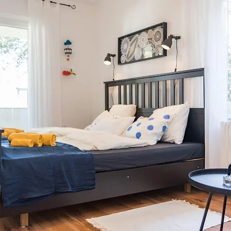 Apartment Beautiful With Five Bicycles Included *