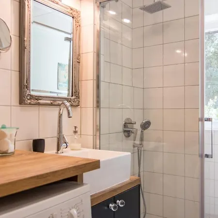 Beautiful With Five Bicycles Included Ρόβινι